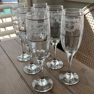 6 beautifully champagne flutes